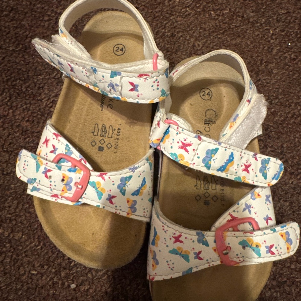 Baby girl butterfly toddler girl Sandals size 5c
